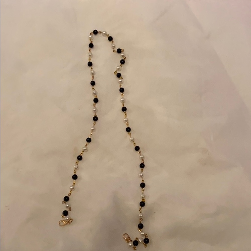 Mask Landyard. Gold, white & black pearls.